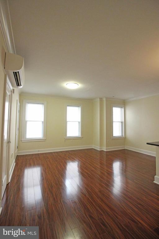 Photo - 1121 24th St NW Unit 302