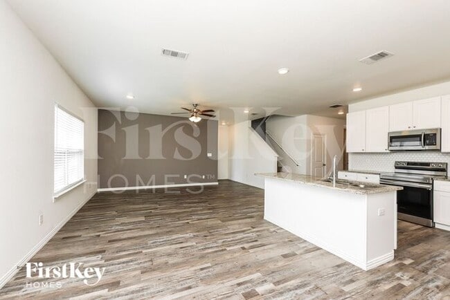 Photo - 7332 Parkside Pl Dr