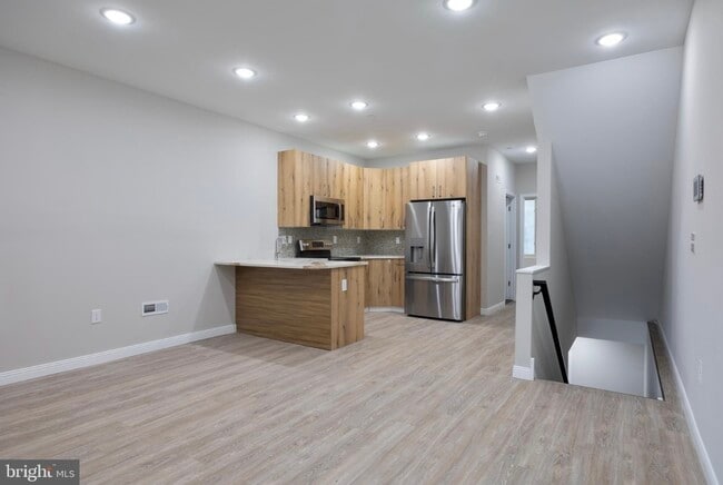 Photo - 1428 W Thompson St Apartamentos Unidad 1