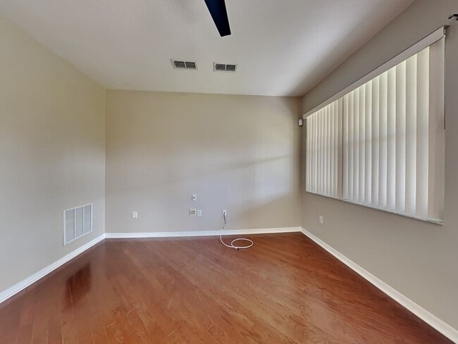 Photo - 934 Tramells Trail
