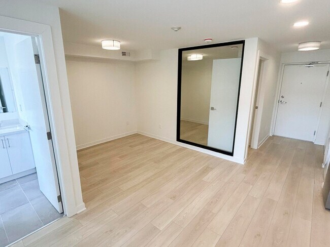 Photo - 920 Inverhouse