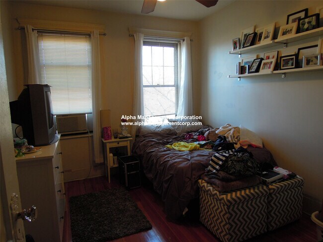 Photo - 1524 Commonwealth Ave Unidad 2