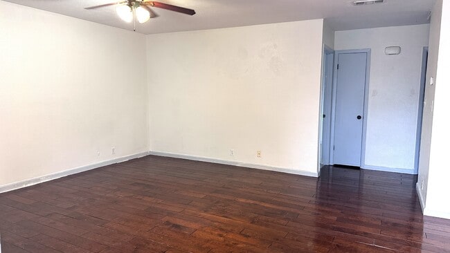 Photo - 1932 Hidden Way