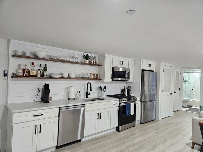 Photo - 90 Shrewsbury Ave