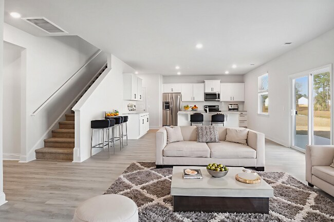 Photo - 323 Fox Tail Dr