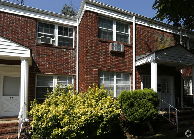 Patten Point Stores - Patten Point Apartments
