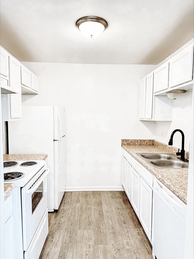 Spanish Lake Apartments