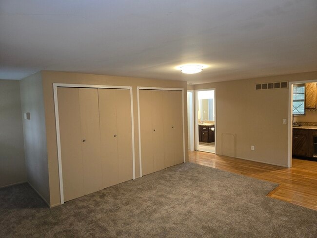 Photo - 39201 Jefferson Ave Unit B