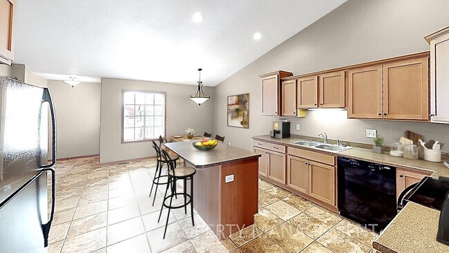 Photo - 5400 W Rebecca St