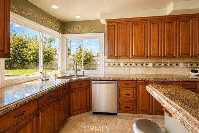 5640 Smokey Mountain Way