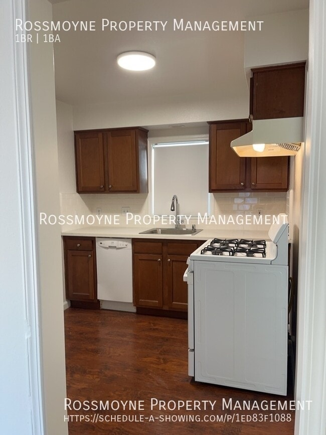 Photo - 529.5 N Jackson St