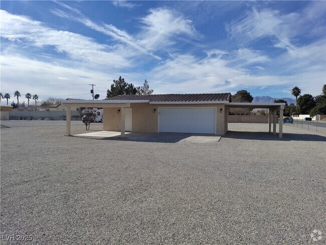 Building Photo - 5081 N Pioneer Way Rental