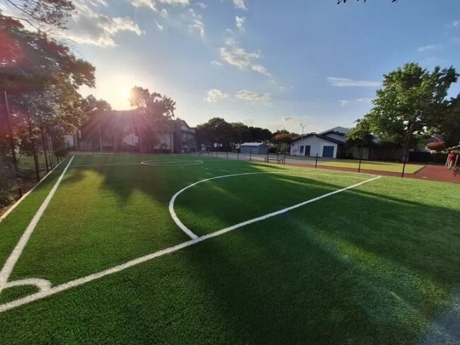 Building Photo - 4600 W Pioneer Dr Unit 302