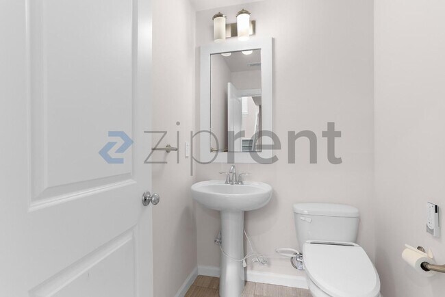 Photo - Unit