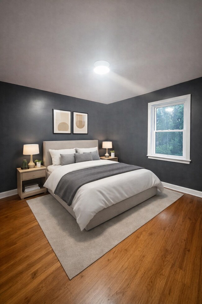 Photo - 1009 Cella St