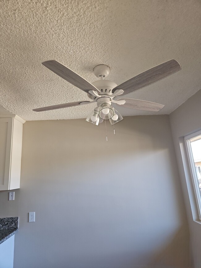 Photo - 8334 Willis Ave