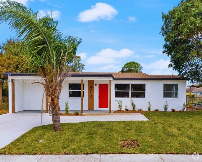 Building Photo - 813 SW 3rd Ct Rental