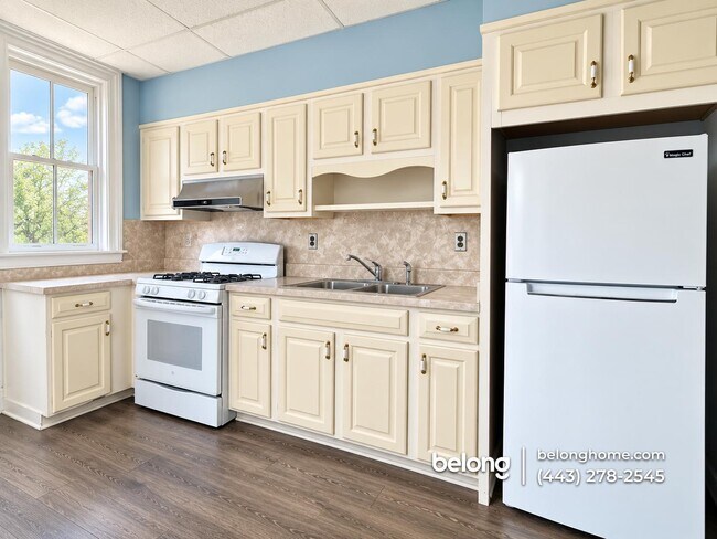 3608 Reisterstown Rd