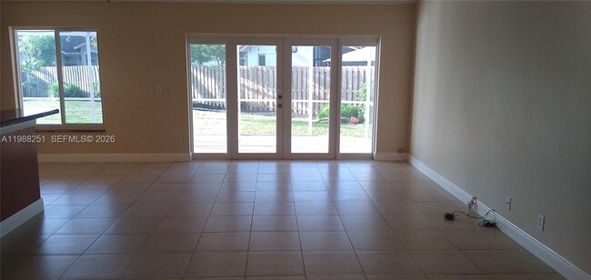 Photo - 15013 SW 10th St