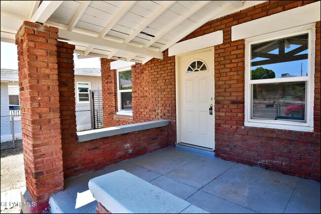 Photo - 3002 Louisville Ave