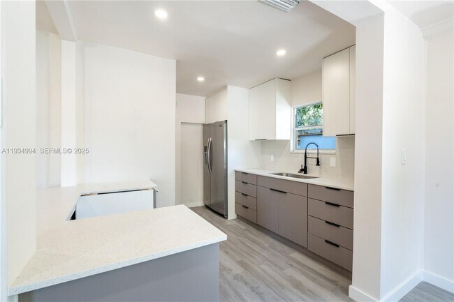 Photo - 2250 NW 154th St