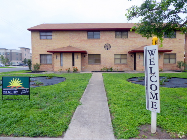 Building Photo - 3312 N 25 1/2 St Rental