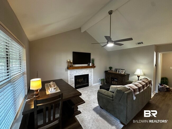 Photo - 111 Shiloh Dr