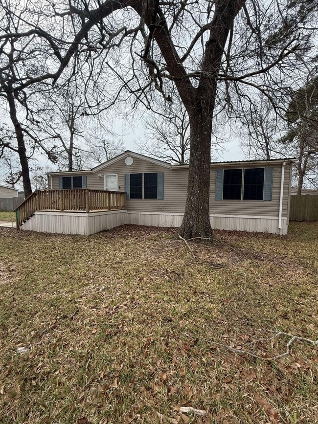 Building Photo - 16484 Brittany Way Rental