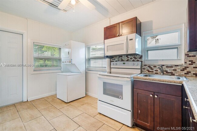 Photo - 440 NW 93rd St Unit 440