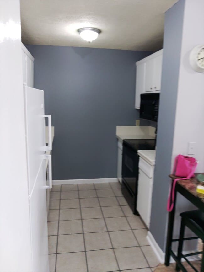 Photo - 2121 Nicholasville Rd Unit 403