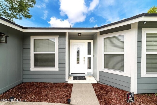 Photo - 7119 Swamp Flower Dr N