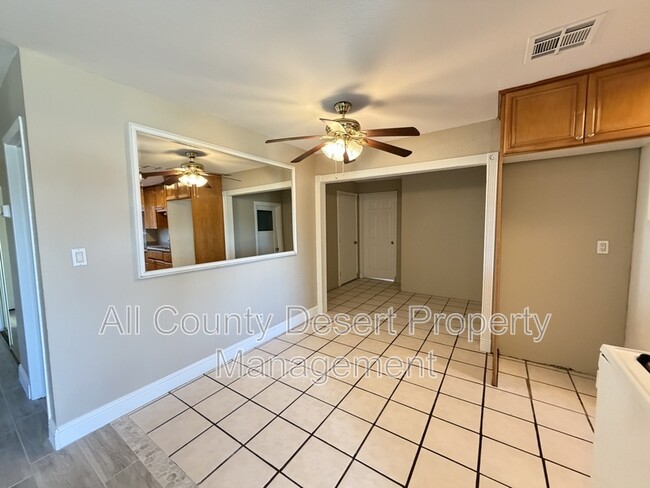 Photo - 43714 Aztec St