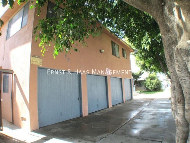 Building Photo - 2100 E 15th St Unit #05 Rental
