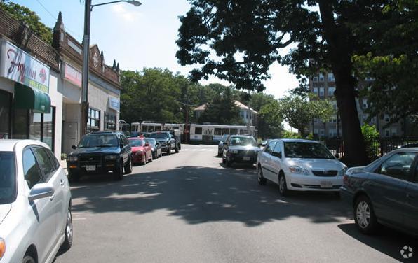 Building Photo - 125 Chiswick Rd Unit 302 Rental