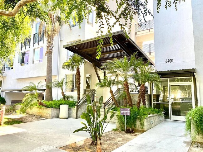 Building Photo - 6400 Crescent Park E Unit 218 Rental