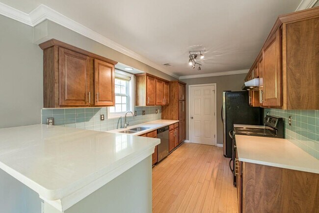 Photo - 2696 Silver Hill Terrace SE