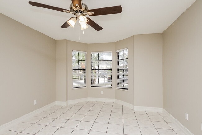 Photo - 297 Chicago Woods Cir