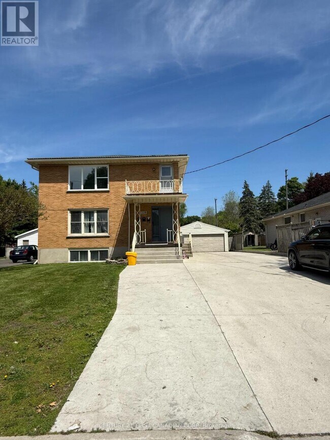 Photo - 228 Burnside Dr