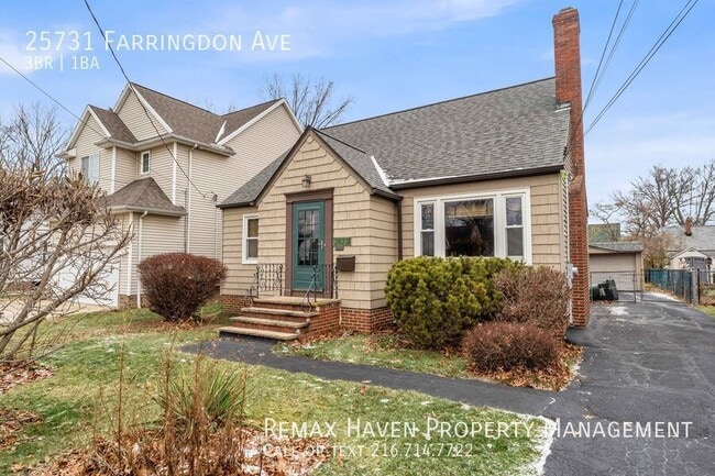 Photo - 25731 Farringdon Ave