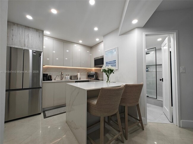 Photo - 825 Brickell Bay Dr Unit 1242