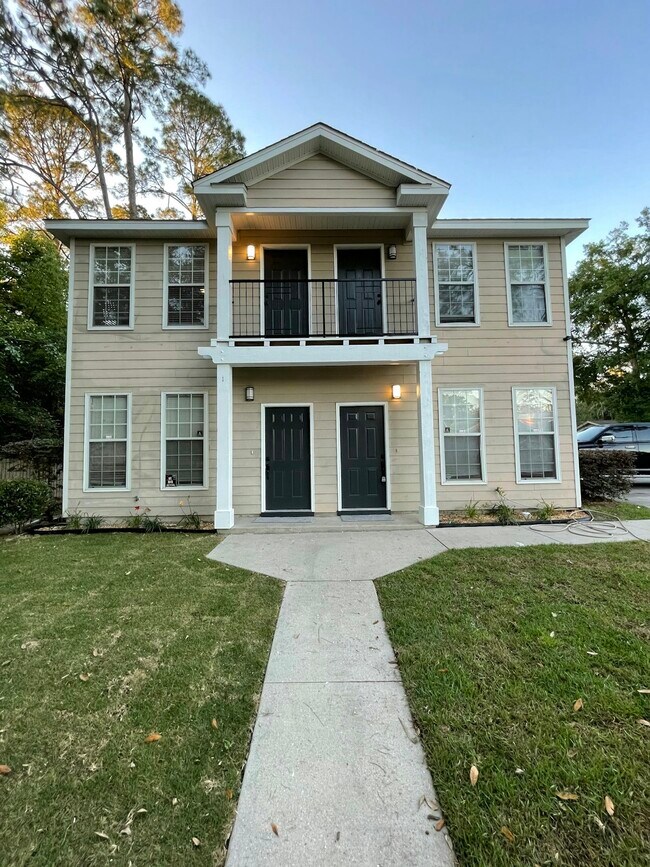 Photo - 2408 Escambia Dr Townhome