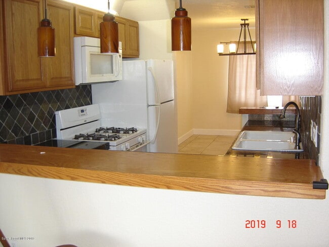Photo - 4879 Sisson Rd