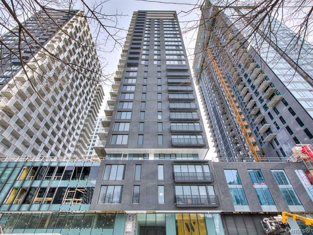 Building Photo - 2320 R Tupper