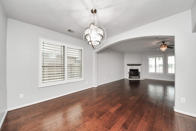1111 Wheatfield Ct