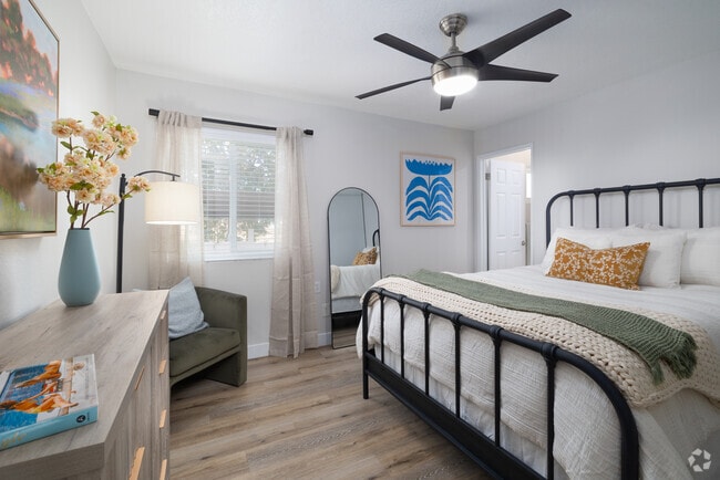 2BR, 2BA - 866SF - Primary Bedroom - Stonewood Apartment Homes