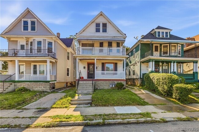 Building Photo - 563 Humboldt Pkwy