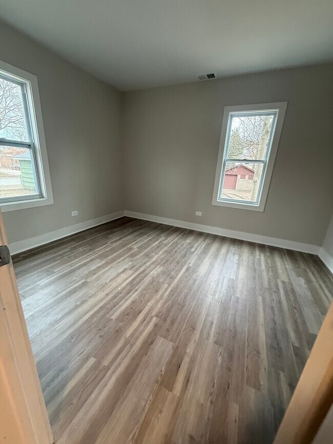 Photo - 16913 Jodave Ave