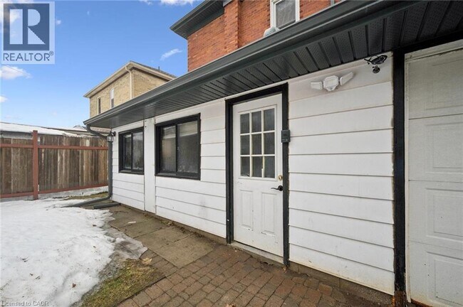 Photo - 10 Hampton St