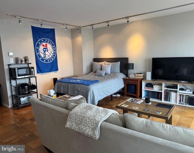 Photo - 200 Locust St Unit 18EN