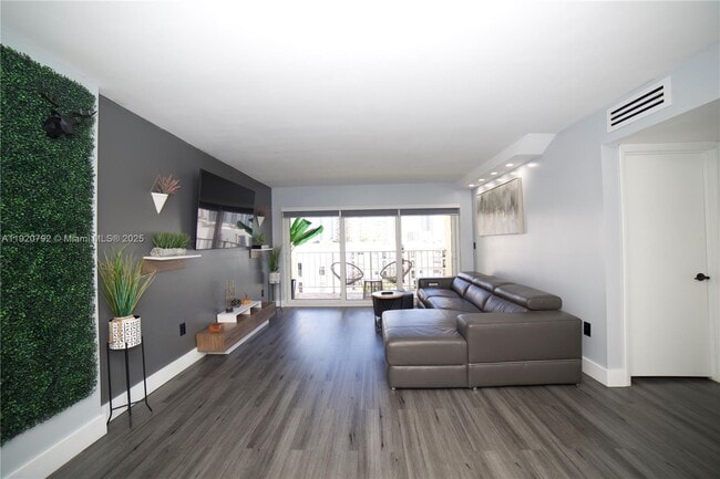 Photo - 200 178th Dr Unit n/a